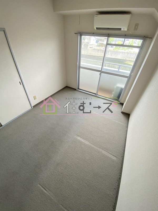 白樺ハイツ城東 ベッドルーム