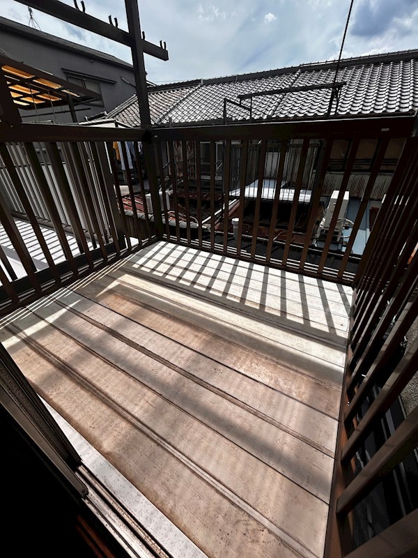 井上貸家橋本町 ベランダ