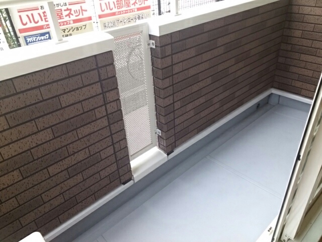 フェリーチェ輝美 ベランダ