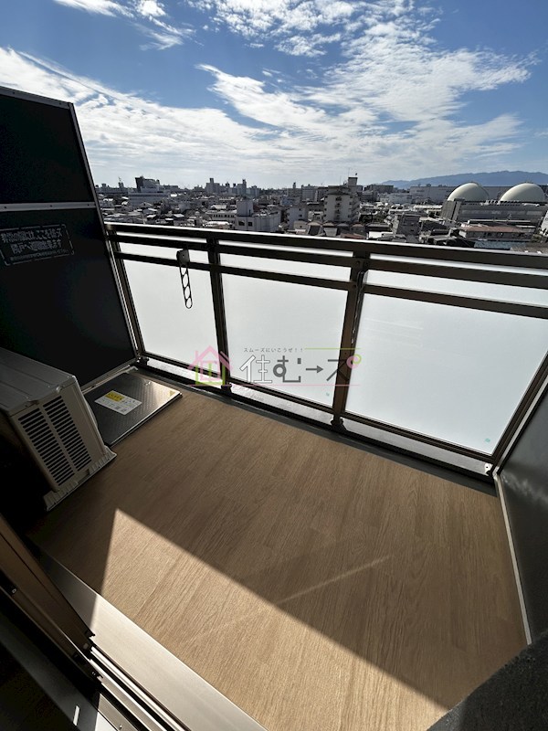 アドバンス大阪ビヤン ベランダ