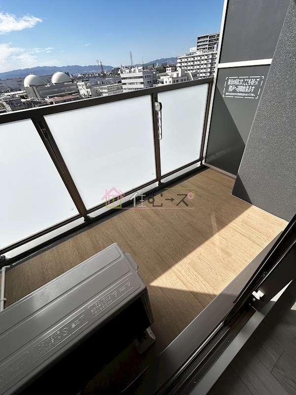 アドバンス大阪ビヤン ベランダ