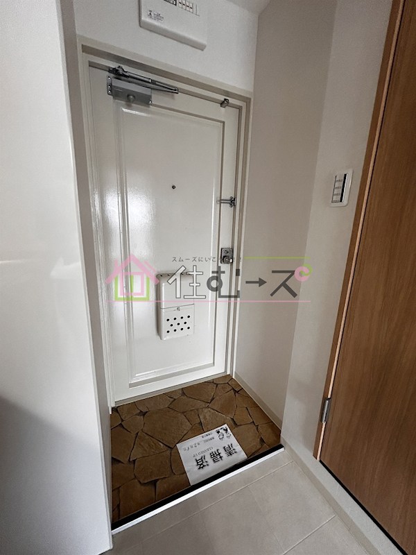 末広ビル 玄関