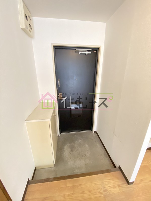 コモド田口 玄関