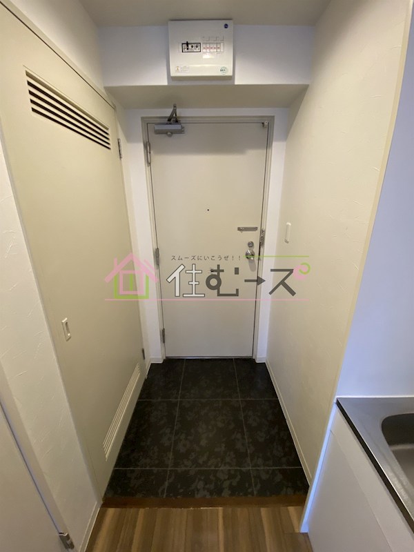 ステュディオ新御堂 玄関