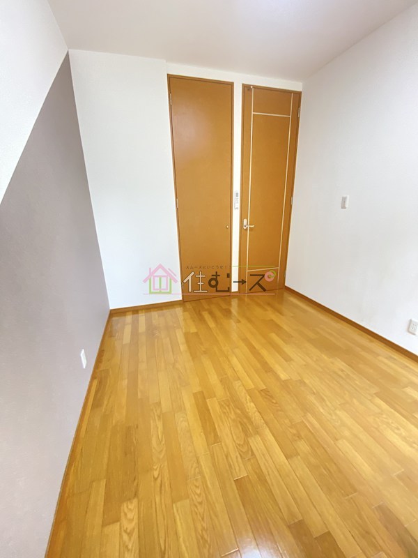 ラーレンティア リビング