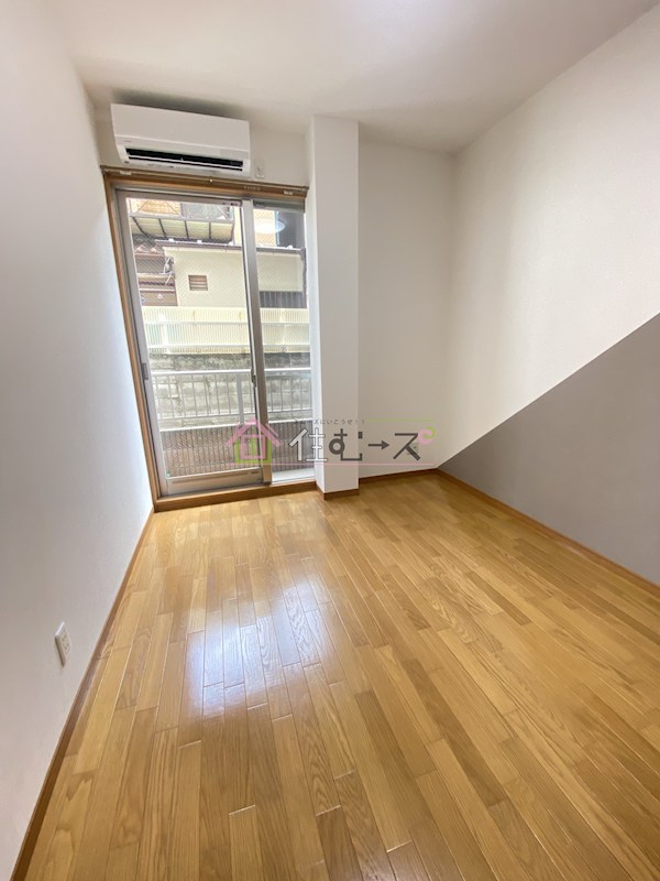 ラーレンティア ベッドルーム