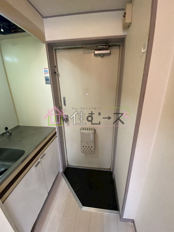 メゾン杉本 玄関