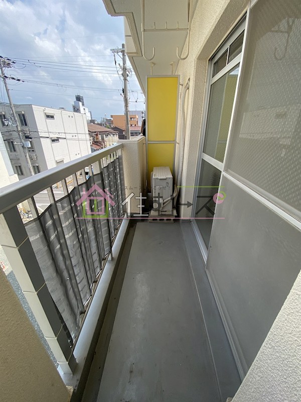 美里マンション ベランダ