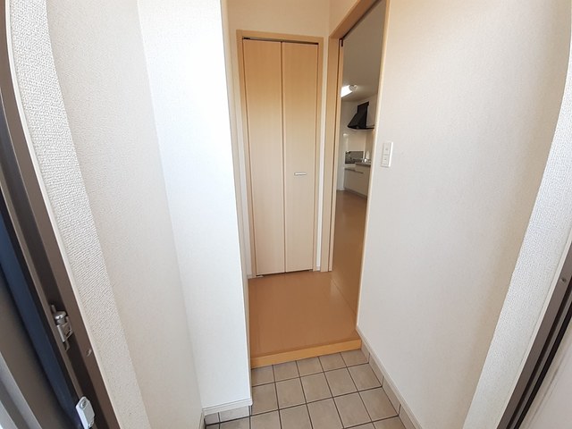 ルシェロ上ヶ原 玄関