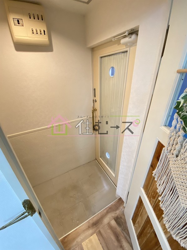 都島本通2-8-18居住用地 玄関