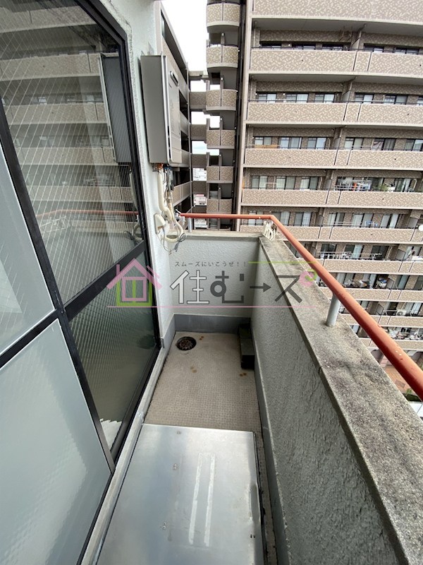 Y&amp;#39;sコート今福鶴見 ベランダ