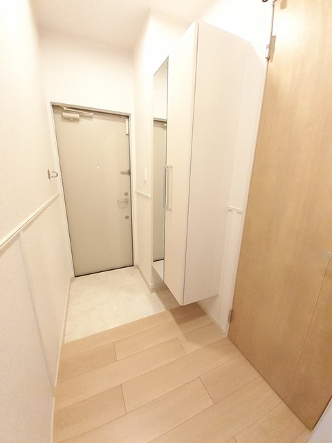 ミッテ　１号館 玄関