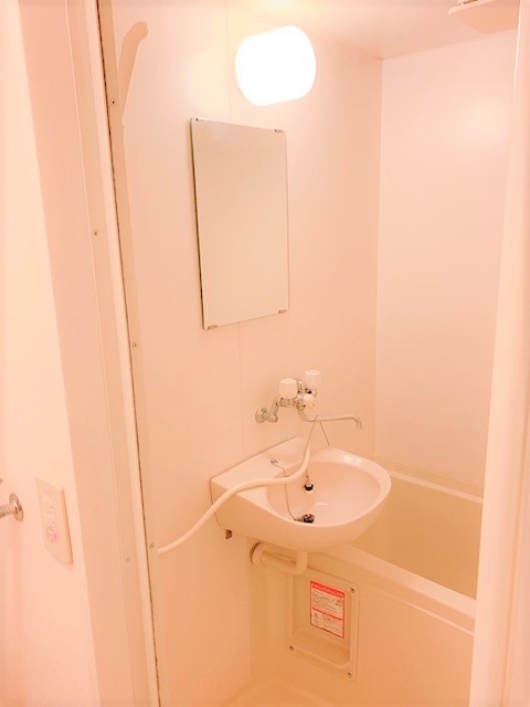 レオパレスブリリアント 風呂画像
