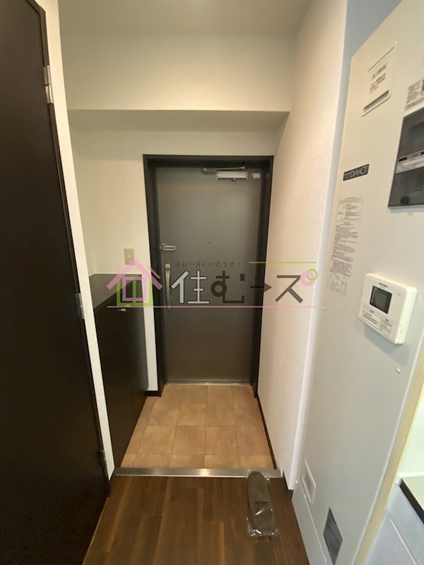 インペリアル靭本町 玄関