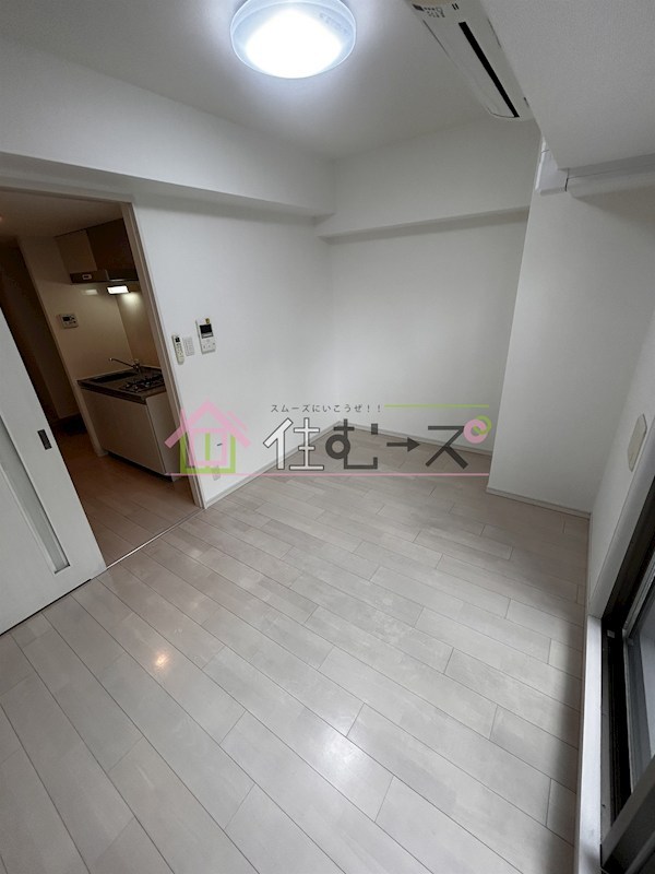 クレビオス難波EAST リビング