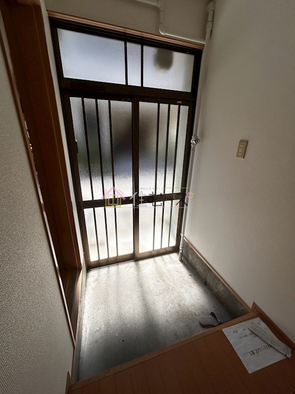 泉尾5丁目中古戸建 玄関