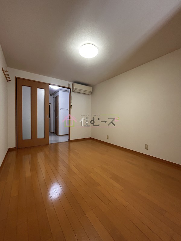泉尾5丁目中古戸建 リビング