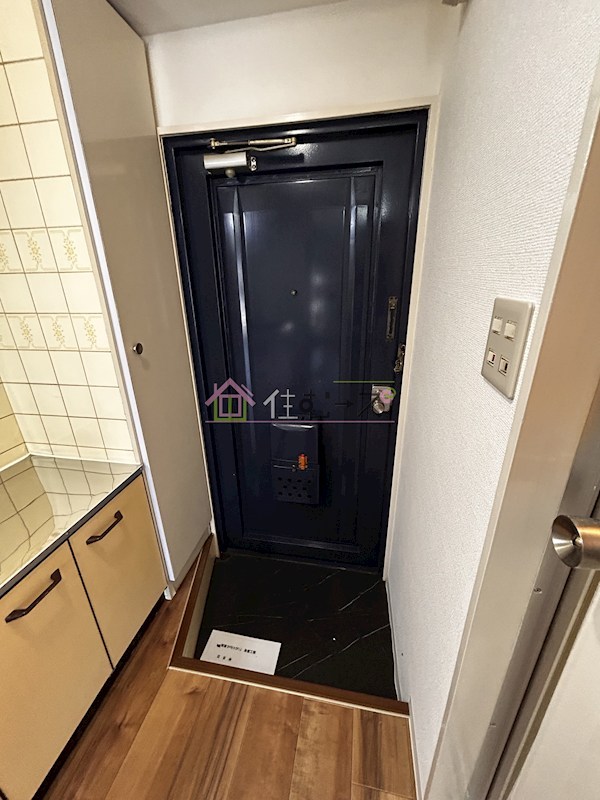 ブルーメイト 玄関
