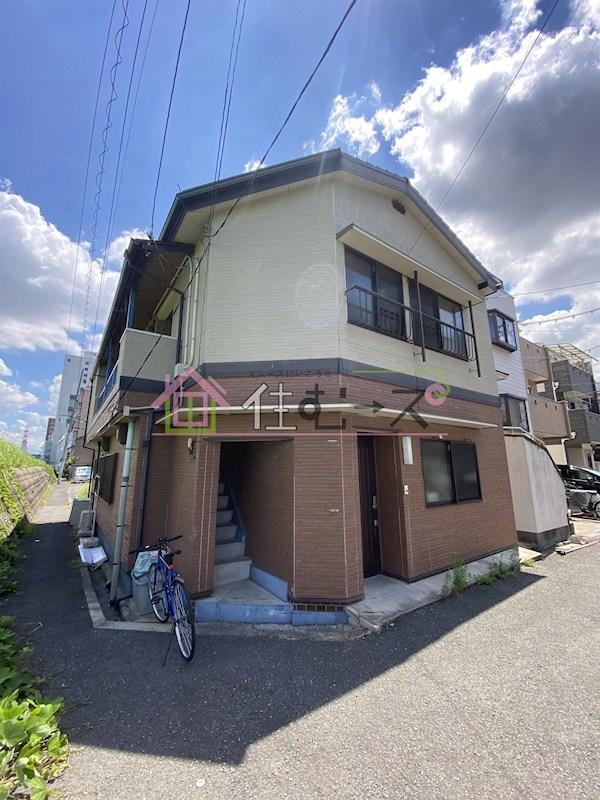 アベニュー中宮 外観