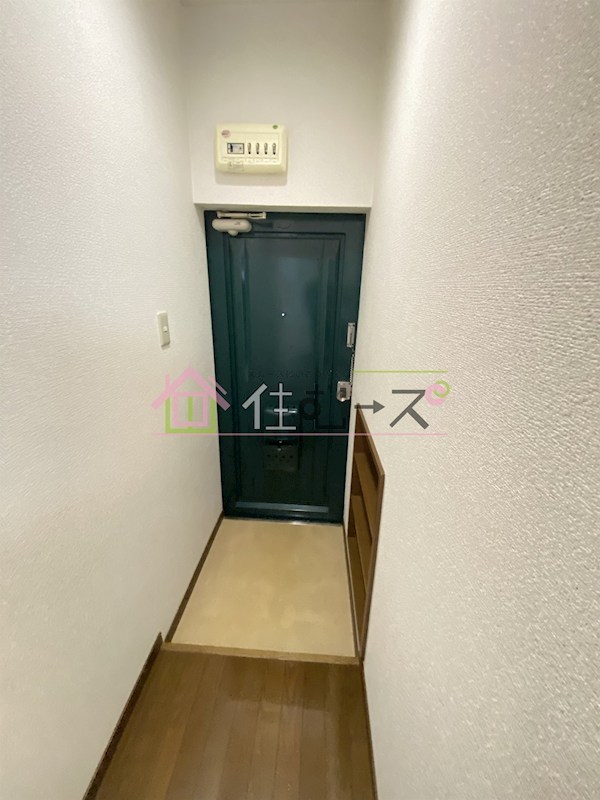 川端ハイツ 玄関