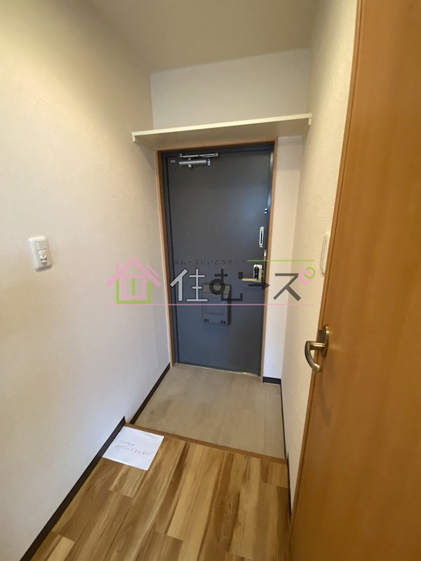 ピーノ・ウエスト 玄関