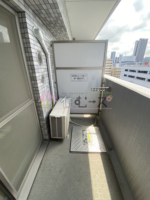 エスリード野田阪神駅前 ベランダ