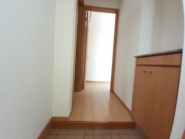 ラ　ヴィータ 玄関
