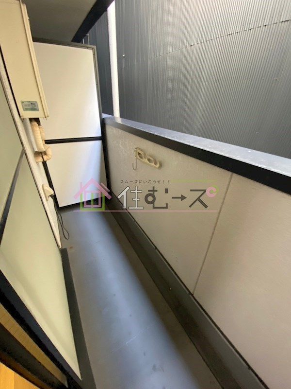 ヴィレッジリバー千日前 ベランダ