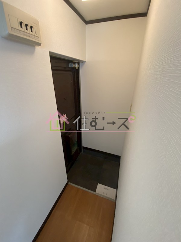 チェリーハイム都島 玄関