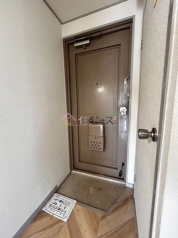 アリストプラザ中野 玄関