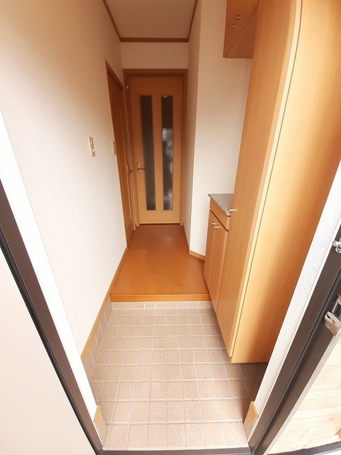 リバーサイドＡ館 玄関