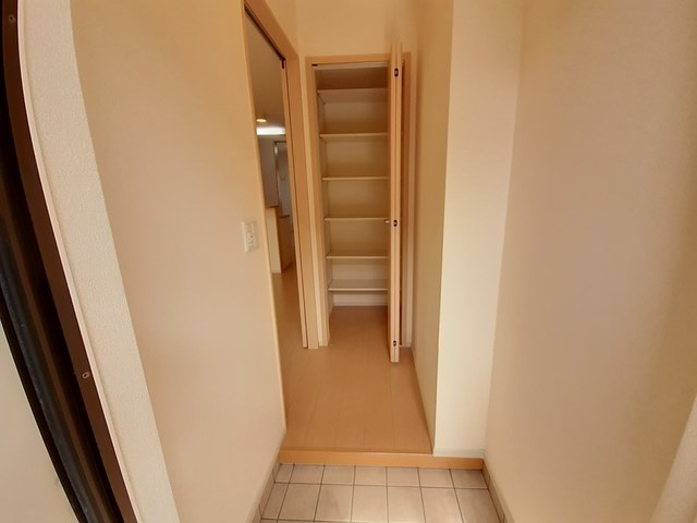 ルナ　グラシア 玄関
