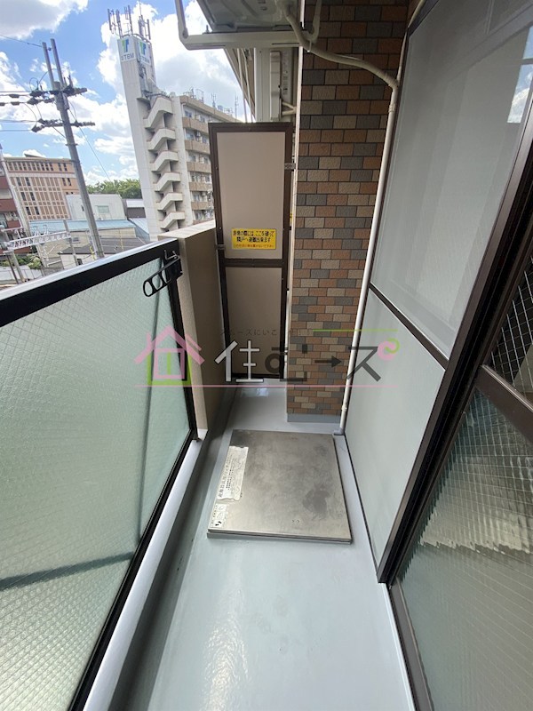 ローズコーポ新大阪9 ベランダ