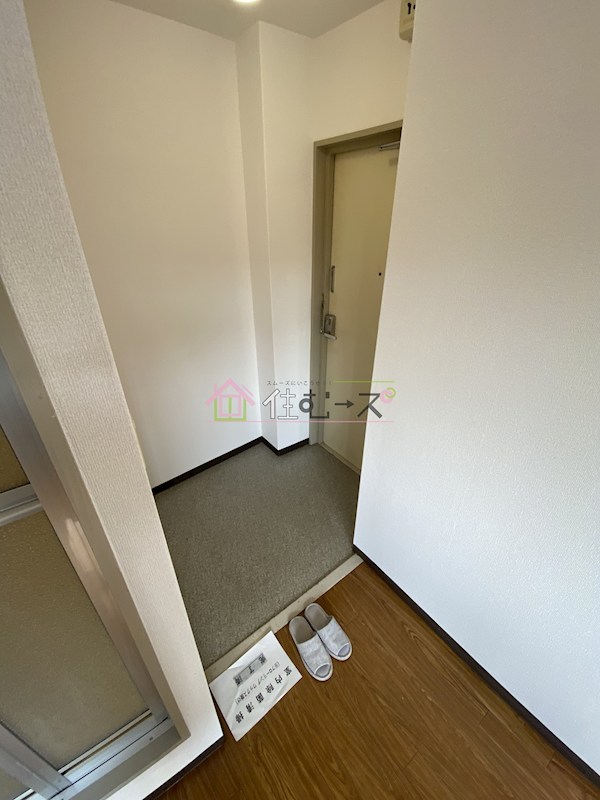 白菊ハイツ豊新 玄関