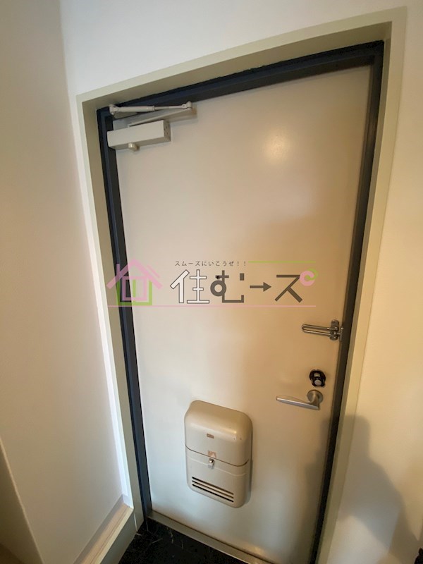 アーバン千林A棟 玄関