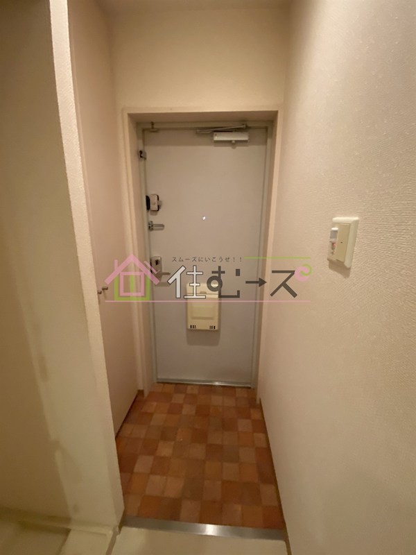 W.O.B.レマーニー昭和町 玄関