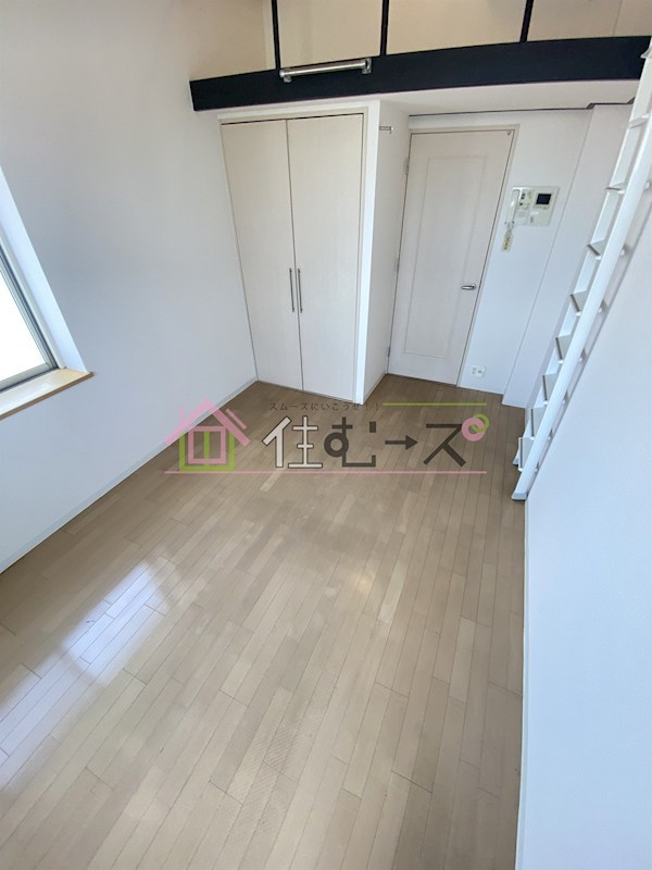 W.O.B.レマーニー昭和町 リビング
