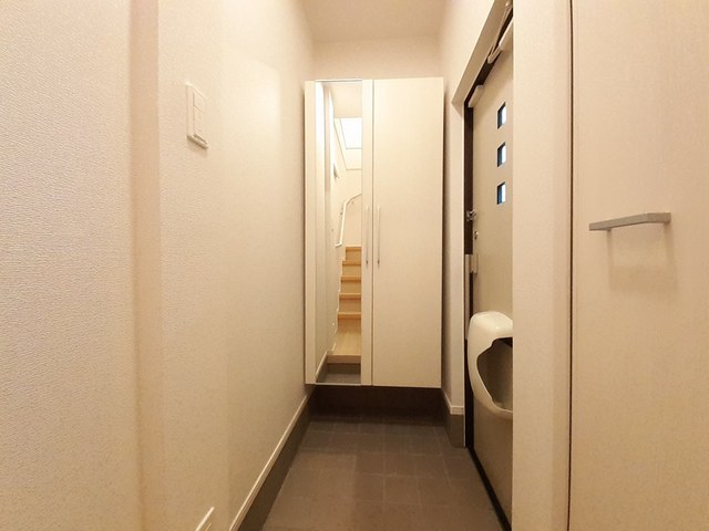 アンジュ　ニシオ 玄関