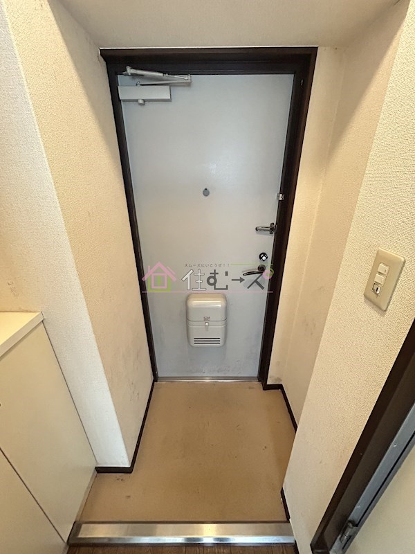 エムロード玉造 玄関