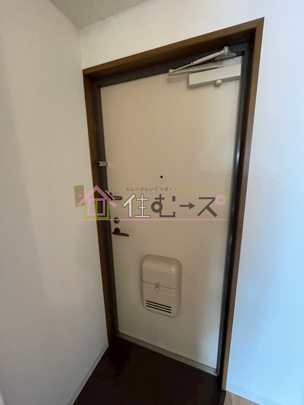 ゴッドフィールドタツミ 玄関