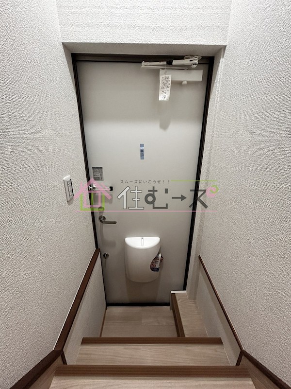 市岡2丁目　貸家 玄関