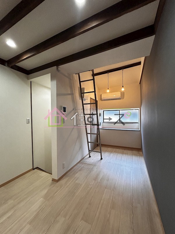 市岡2丁目　貸家 ベッドルーム