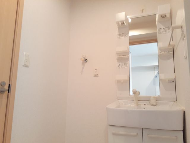 アン その他4