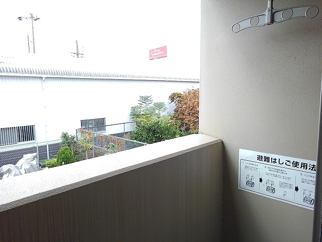メゾン・パイン ベランダ