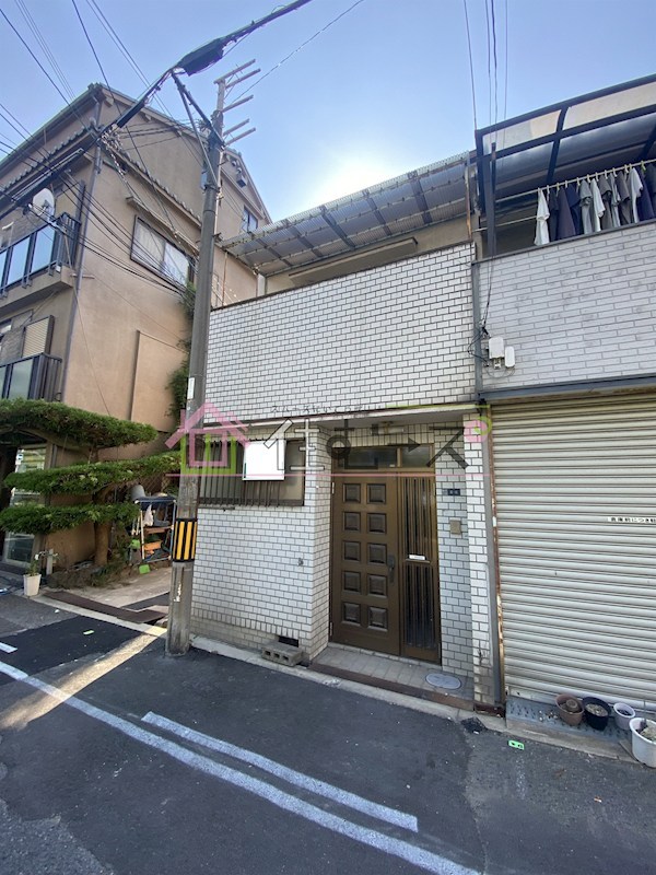 尾家貸家 外観
