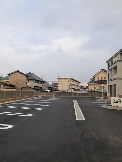 フォンターナ小松里 その他5