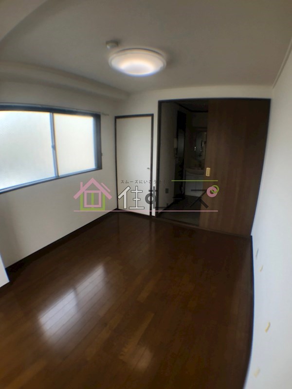 ビルシャナ長居 リビング