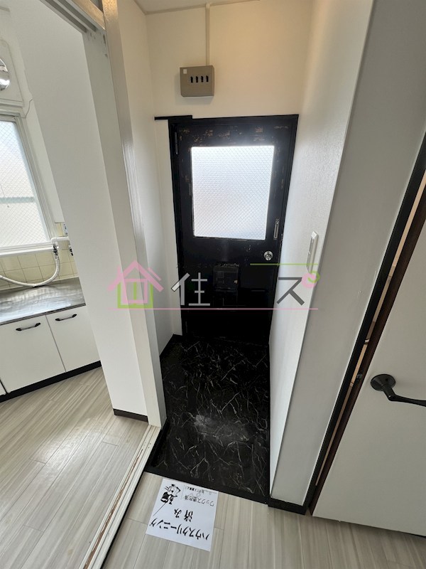 ミネレジデンス 玄関