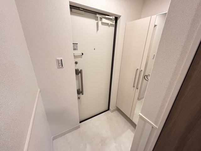 カーサビエント 玄関