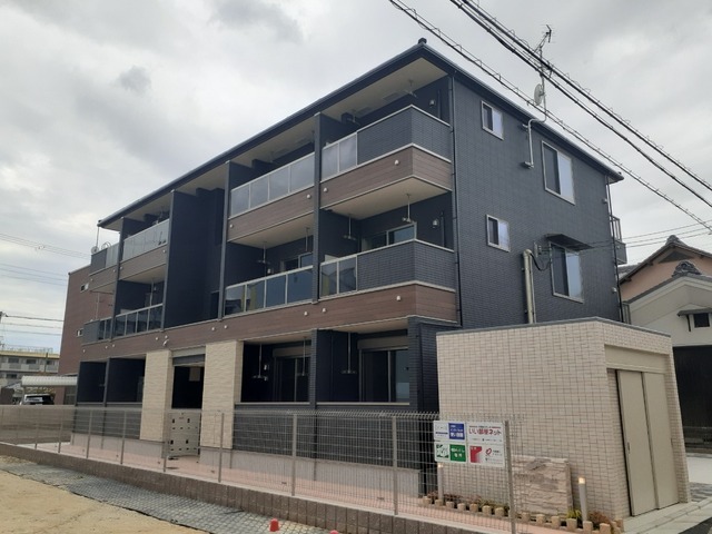 コンヴァージ岸部 外観